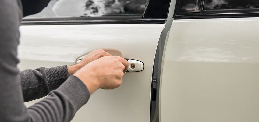 Unlock Car Door Service in McFarland, CA